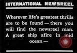 Standbild Frachtschiff auf Feuer im Ozean Atlantik, 1923, aus Sekunde 1 historischem Filmmaterial Videoclip 65675053003