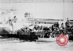 Standbild Frachtschiff auf Feuer im Ozean Atlantik, 1923, aus Sekunde 46 historischem Filmmaterial Videoclip 65675053003