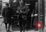 Image Chef d'état-major le Colonel Watts Vladivostok Russie, 1918, de la seconde 28 séquences d'archives historiques vidéo 65675053019