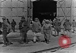 Immagine di Prigioniero tedesco lavoratori Vladivostok Russia, 1918, secondo 16 filmato di repertorio 65675053024