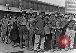Immagine di Prigioniero tedesco lavoratori Vladivostok Russia, 1918, secondo 25 filmato di repertorio 65675053024
