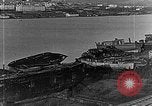 Standbild zerstörten russische Kriegsschiffe Wladiwostok Russland, 1919, aus Sekunde 15 historischem Filmmaterial Videoclip 65675053026