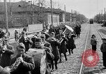 Standbild 339 Infanterie von amerikanischen Expedition Kräfte Erzengel Russland, 1919, aus Sekunde 15 historischem Filmmaterial Videoclip 65675053048