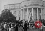 Immagine di Casa bianca prato Washington DC USA, 1921, secondo 29 filmato di repertorio 65675053053