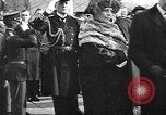 Immagine di Inaugurazione statua di Jeanne d'Arc Washington DC Meridian Hill Park USA, 1922, secondo 38 filmato di repertorio 65675053057