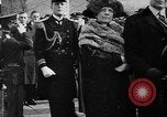 Immagine di Inaugurazione statua di Jeanne d'Arc Washington DC Meridian Hill Park USA, 1922, secondo 39 filmato di repertorio 65675053057