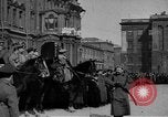 Image Red troupes russes la Russie, 1917, de la seconde 15 séquences d'archives historiques vidéo 65675053071