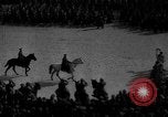 Image Red troupes russes la Russie, 1917, de la seconde 27 séquences d'archives historiques vidéo 65675053071