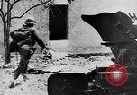 Standbild Deutsche 800mm Gustav railway gun Sewastopol Ukraine Sowjetunion, 1942, aus Sekunde 22 historischem Filmmaterial Videoclip 65675053087