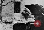 Standbild Deutsche 800mm Gustav railway gun Sewastopol Ukraine Sowjetunion, 1942, aus Sekunde 28 historischem Filmmaterial Videoclip 65675053087