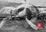 Immagine di Campo aereo sovietico danneggiato La Russia, 1941, secondo 25 filmato di repertorio 65675053090