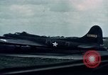 Image B-17 Royaume-Uni, 1942, de la seconde 3 séquences d'archives historiques vidéo 65675053106