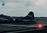 Image B-17 Royaume-Uni, 1942, de la seconde 4 séquences d'archives historiques vidéo 65675053106