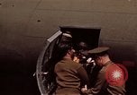 Standbild Shot bis B-17 Flugzeuge Vereinigtes Königreich, 1942, aus Sekunde 16 historischem Filmmaterial Videoclip 65675053107