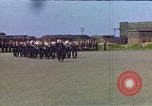 Standbild britischen und der United States Army Air Force Personal Vereinigtes Königreich, 1942, aus Sekunde 5 historischem Filmmaterial Videoclip 65675053115