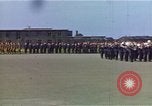 Standbild britischen und der United States Army Air Force Personal Vereinigtes Königreich, 1942, aus Sekunde 7 historischem Filmmaterial Videoclip 65675053115