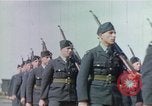 Standbild britischen und der United States Army Air Force Personal Vereinigtes Königreich, 1942, aus Sekunde 23 historischem Filmmaterial Videoclip 65675053115