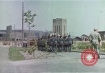 Standbild britischen und der United States Army Air Force Personal Vereinigtes Königreich, 1942, aus Sekunde 30 historischem Filmmaterial Videoclip 65675053115