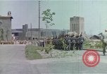 Standbild britischen und der United States Army Air Force Personal Vereinigtes Königreich, 1942, aus Sekunde 32 historischem Filmmaterial Videoclip 65675053115