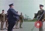 Standbild britischen und der United States Army Air Force Personal Vereinigtes Königreich, 1942, aus Sekunde 38 historischem Filmmaterial Videoclip 65675053115