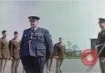 Standbild britischen und der United States Army Air Force Personal Vereinigtes Königreich, 1942, aus Sekunde 45 historischem Filmmaterial Videoclip 65675053115
