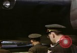 Immagine di Memphis Belle ispezione Regno Unito, 1942, secondo 19 filmato di repertorio 65675053119