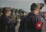 Immagine di Memphis Belle ispezione Regno Unito, 1942, secondo 27 filmato di repertorio 65675053119