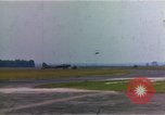Immagine di Memphis Belle ispezione Regno Unito, 1942, secondo 37 filmato di repertorio 65675053119