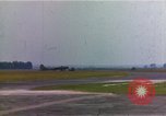 Immagine di Memphis Belle ispezione Regno Unito, 1942, secondo 38 filmato di repertorio 65675053119