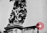 Immagine di Truppe tedesche decorate Parigi Francia, 1940, secondo 3 filmato di repertorio 65675053121