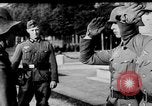 Immagine di Truppe tedesche decorate Parigi Francia, 1940, secondo 32 filmato di repertorio 65675053121
