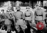 Immagine di Truppe tedesche decorate Parigi Francia, 1940, secondo 38 filmato di repertorio 65675053121
