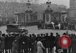 Standbild gun Crews von Pembrook und ausgezeichnet London England Vereinigtes Königreich, 1936, aus Sekunde 23 historischem Filmmaterial Videoclip 65675053126