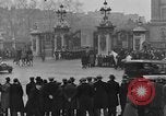 Standbild gun Crews von Pembrook und ausgezeichnet London England Vereinigtes Königreich, 1936, aus Sekunde 25 historischem Filmmaterial Videoclip 65675053126