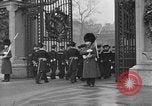 Standbild gun Crews von Pembrook und ausgezeichnet London England Vereinigtes Königreich, 1936, aus Sekunde 26 historischem Filmmaterial Videoclip 65675053126