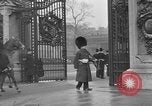 Standbild gun Crews von Pembrook und ausgezeichnet London England Vereinigtes Königreich, 1936, aus Sekunde 30 historischem Filmmaterial Videoclip 65675053126