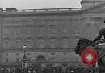 Standbild gun Crews von Pembrook und ausgezeichnet London England Vereinigtes Königreich, 1936, aus Sekunde 35 historischem Filmmaterial Videoclip 65675053126