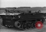Standbild Live Fire Demonstrationen bei der British Army Royal School of Artillerie Salisbury England, 1936, aus Sekunde 6 historischem Filmmaterial Videoclip 65675053131