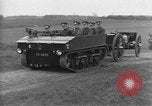 Standbild Live Fire Demonstrationen bei der British Army Royal School of Artillerie Salisbury England, 1936, aus Sekunde 12 historischem Filmmaterial Videoclip 65675053131