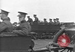 Standbild Live Fire Demonstrationen bei der British Army Royal School of Artillerie Salisbury England, 1936, aus Sekunde 24 historischem Filmmaterial Videoclip 65675053131