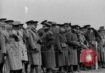 Standbild Live Fire Demonstrationen bei der British Army Royal School of Artillerie Salisbury England, 1936, aus Sekunde 37 historischem Filmmaterial Videoclip 65675053131