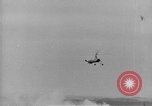 Standbild Live Fire Demonstrationen bei der British Army Royal School of Artillerie Salisbury England, 1936, aus Sekunde 61 historischem Filmmaterial Videoclip 65675053131