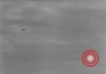 Standbild 66 Squadron RAF Spitfire Flugzeuge Vereinigtes Königreich, 1940, aus Sekunde 42 historischem Filmmaterial Videoclip 65675053159