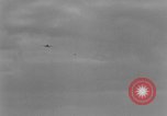 Standbild 66 Squadron RAF Spitfire Flugzeuge Vereinigtes Königreich, 1940, aus Sekunde 43 historischem Filmmaterial Videoclip 65675053159