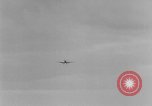 Standbild 66 Squadron RAF Spitfire Flugzeuge Vereinigtes Königreich, 1940, aus Sekunde 49 historischem Filmmaterial Videoclip 65675053159