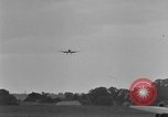 Standbild 66 Squadron RAF Spitfire Flugzeuge Vereinigtes Königreich, 1940, aus Sekunde 53 historischem Filmmaterial Videoclip 65675053159