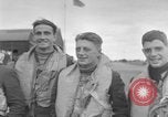 Standbild RAF-Piloten Briefing in der Schlacht von Großbritannien Vereinigtes Königreich, 1940, aus Sekunde 16 historischem Filmmaterial Videoclip 65675053160