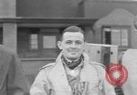 Standbild RAF-Piloten Briefing in der Schlacht von Großbritannien Vereinigtes Königreich, 1940, aus Sekunde 26 historischem Filmmaterial Videoclip 65675053160