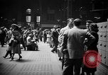 Standbild Pennsylvania Railroad Station New York City USA, 1940, aus Sekunde 13 historischem Filmmaterial Videoclip 65675053166