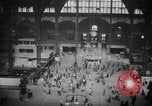 Standbild Pennsylvania Railroad Station New York City USA, 1940, aus Sekunde 39 historischem Filmmaterial Videoclip 65675053166